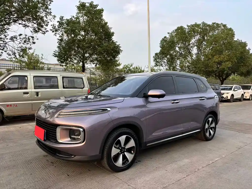 Wuling Xingyun — миниатюра 3