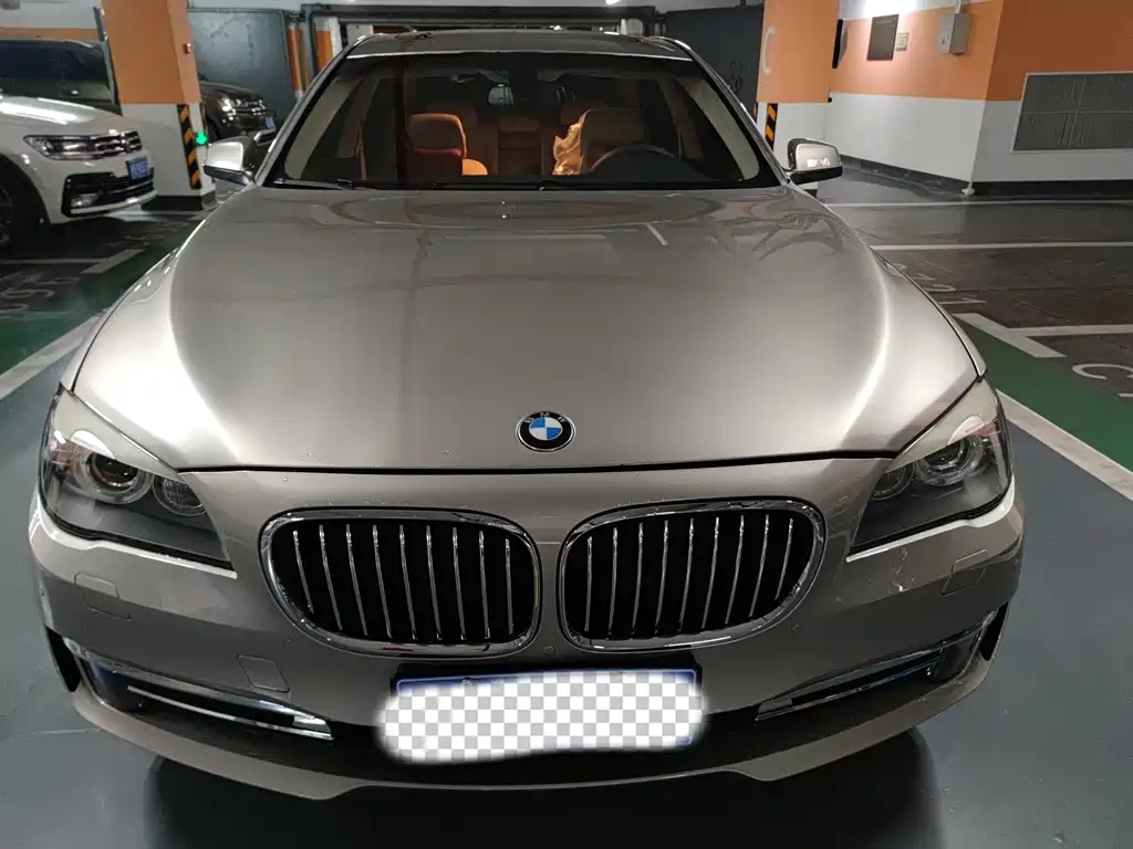 BMW 7 Series — миниатюра 3
