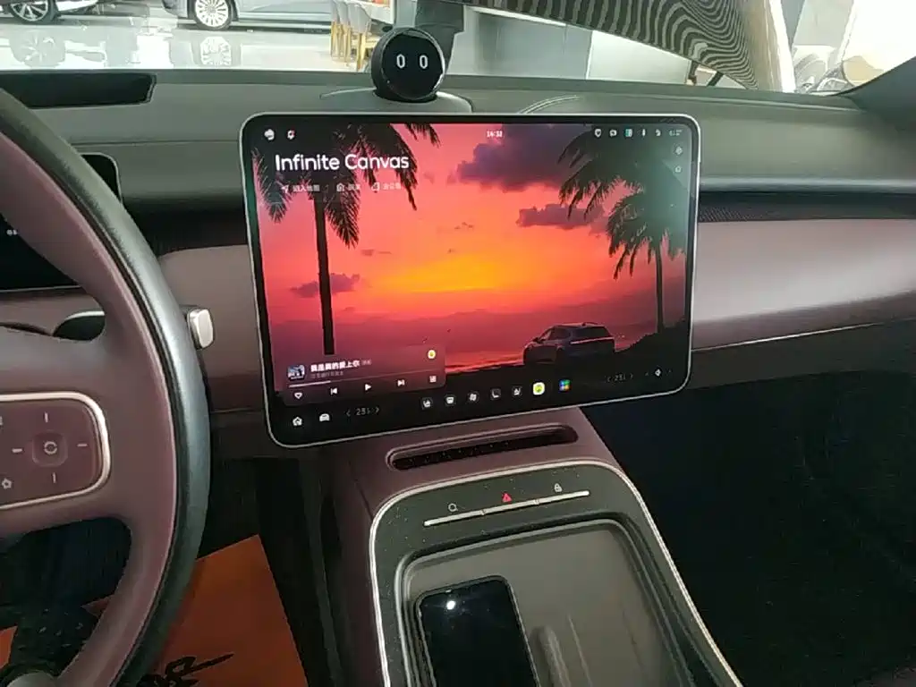 NIO ET5T — миниатюра 13