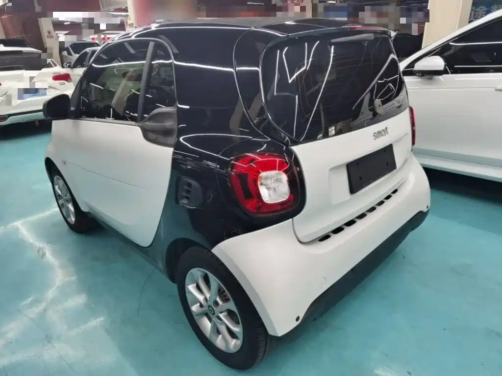 smart Smart Fortwo — миниатюра 5