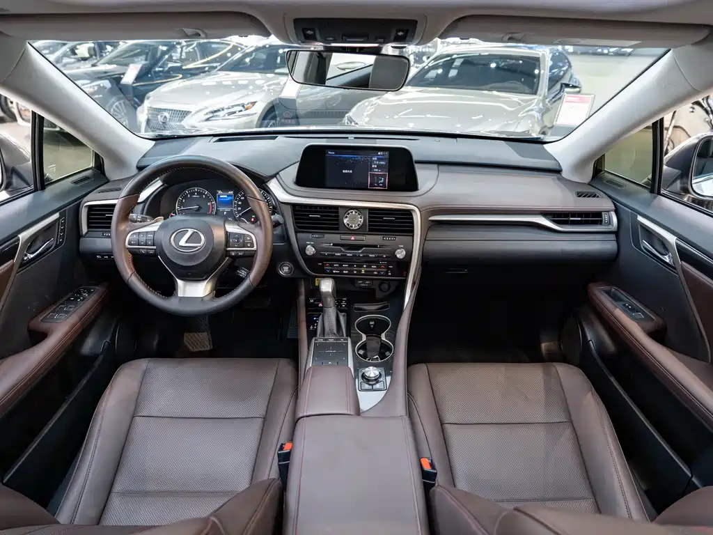 Lexus RX — миниатюра 13