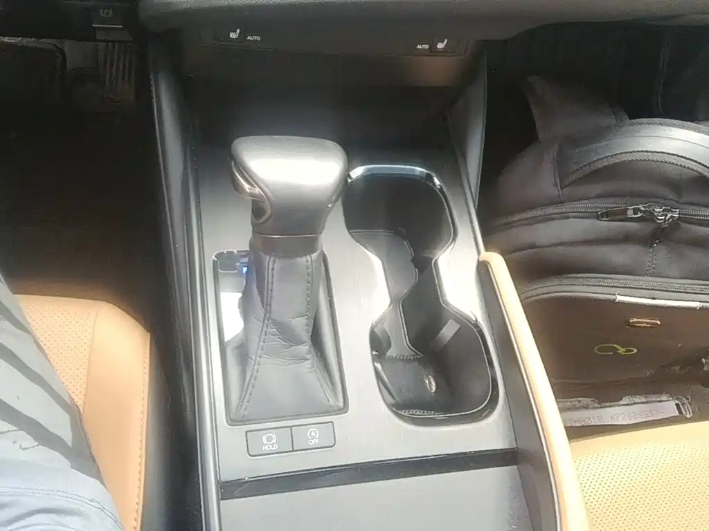 Lexus ES — миниатюра 9