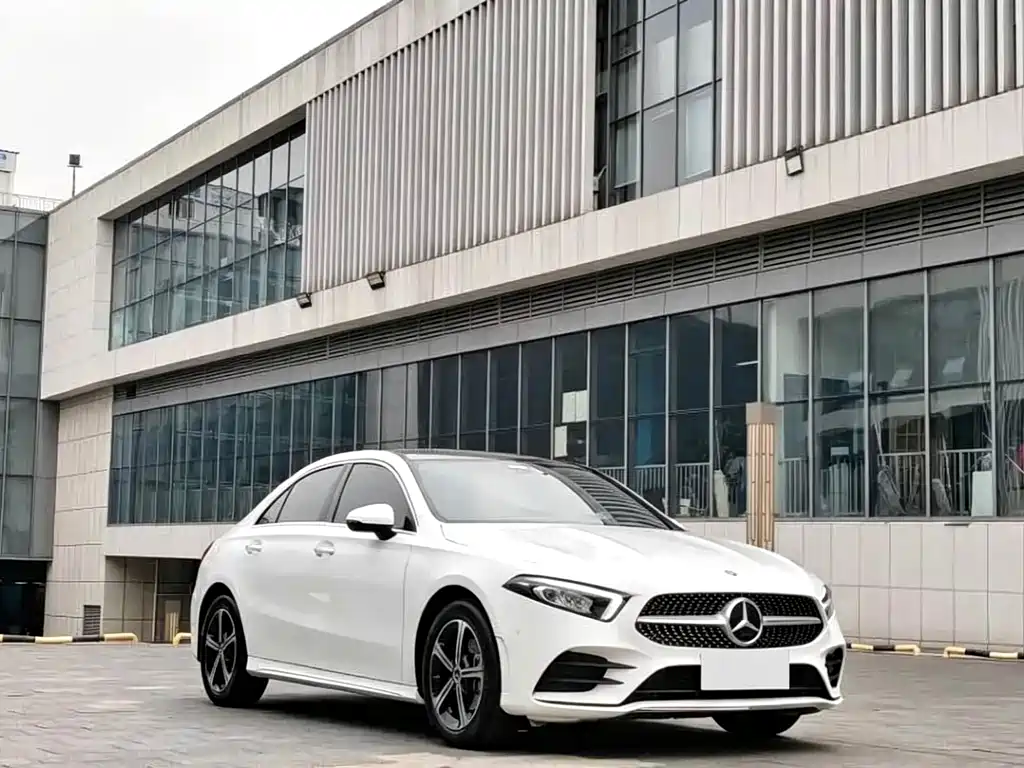 Mercedes-Benz A-Class — миниатюра 2