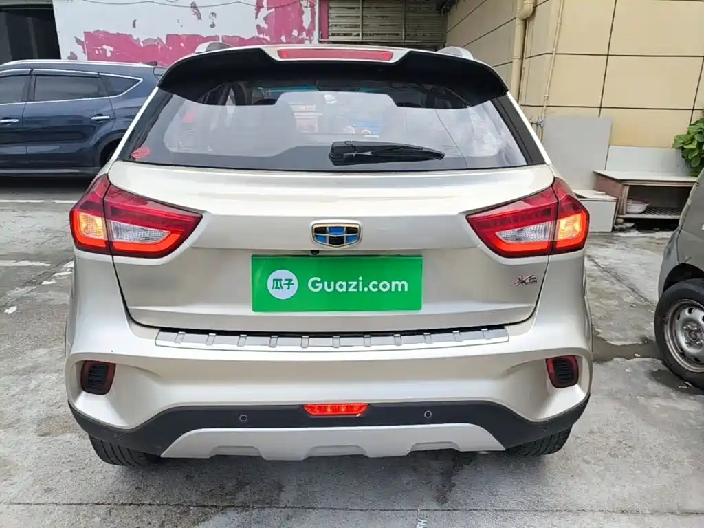 Geely Vision X3 — миниатюра 6