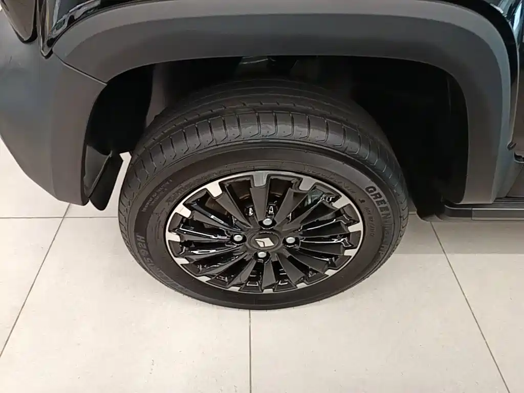Baojun Yueye — миниатюра 23
