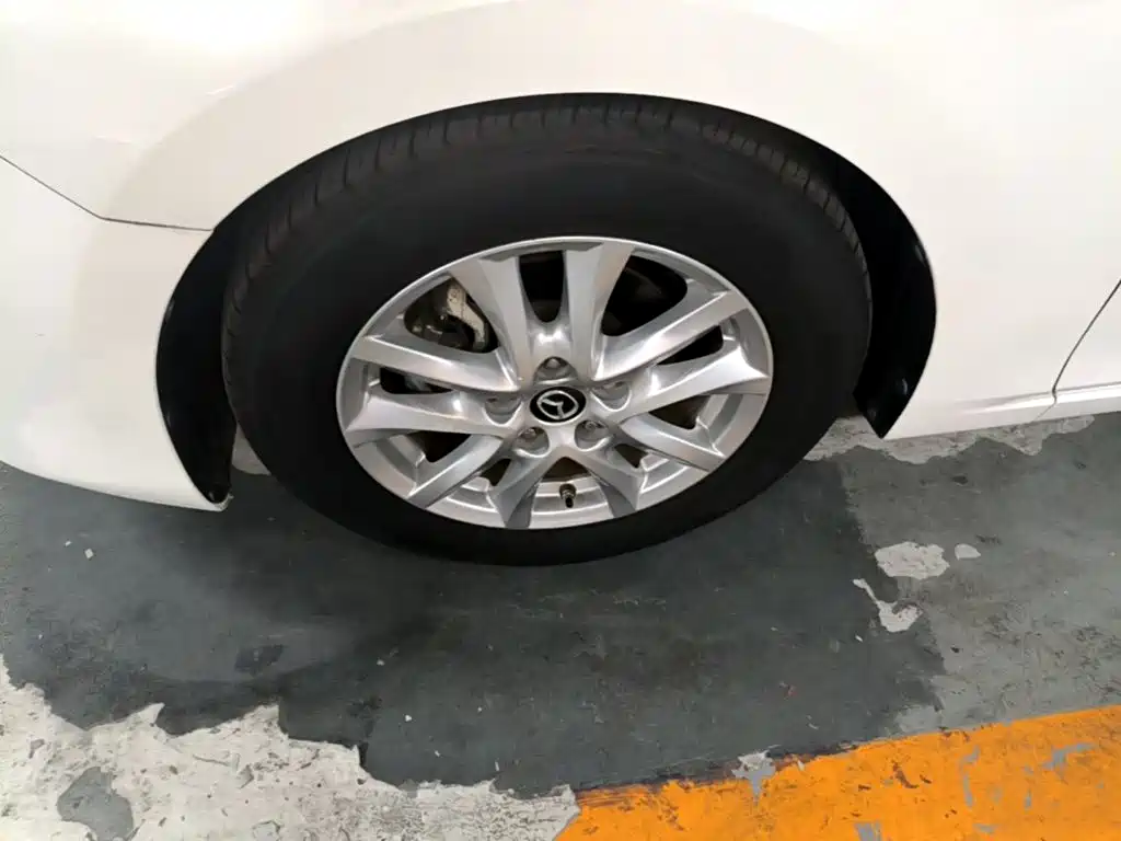 Mazda 3 Axela — миниатюра 23