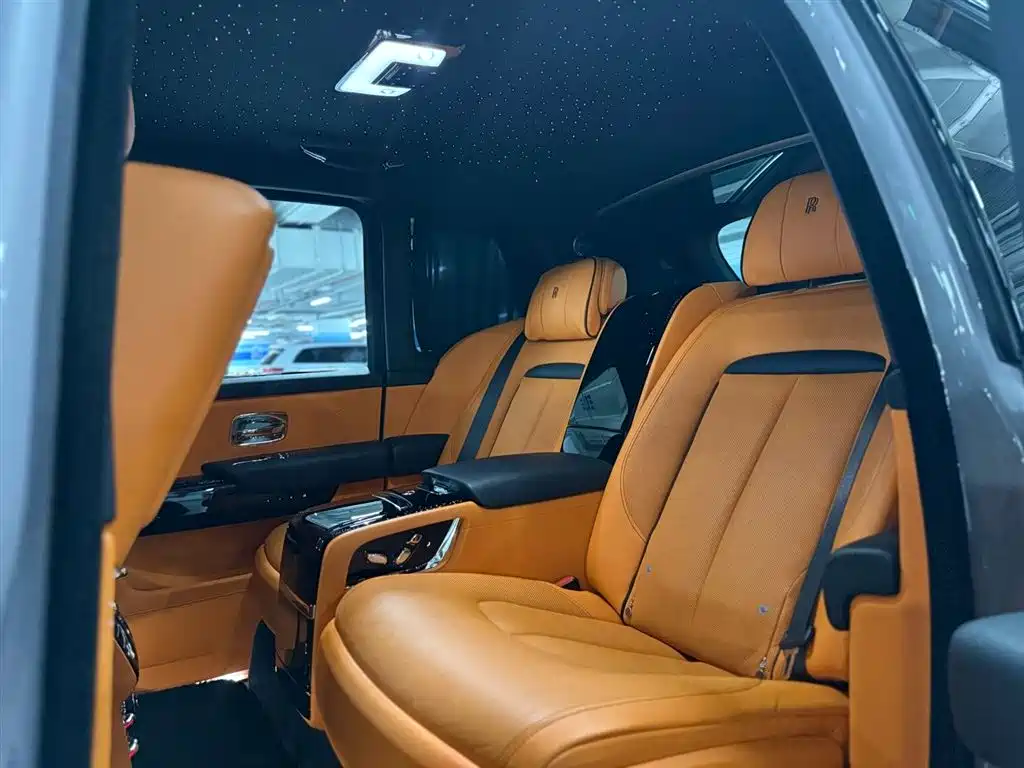 ROLLS-ROYCE CULLINAN