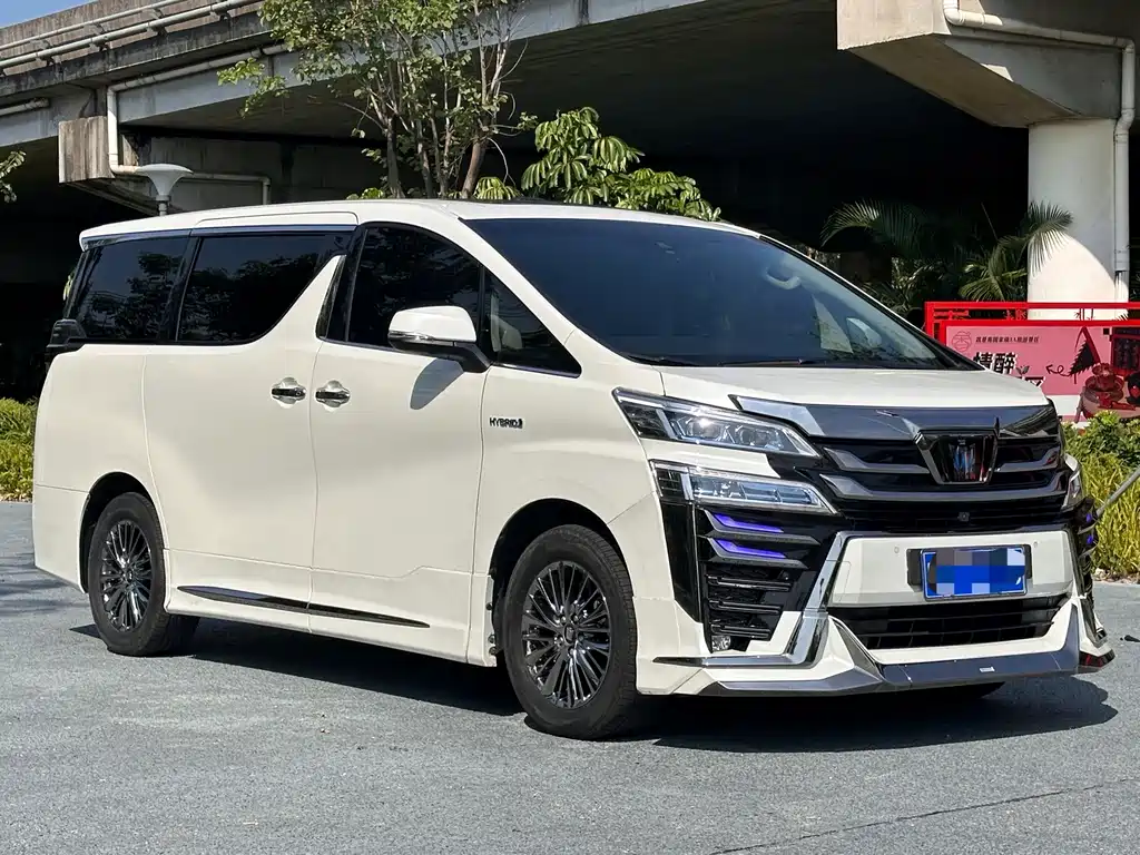 Toyota Vellfire — миниатюра 3