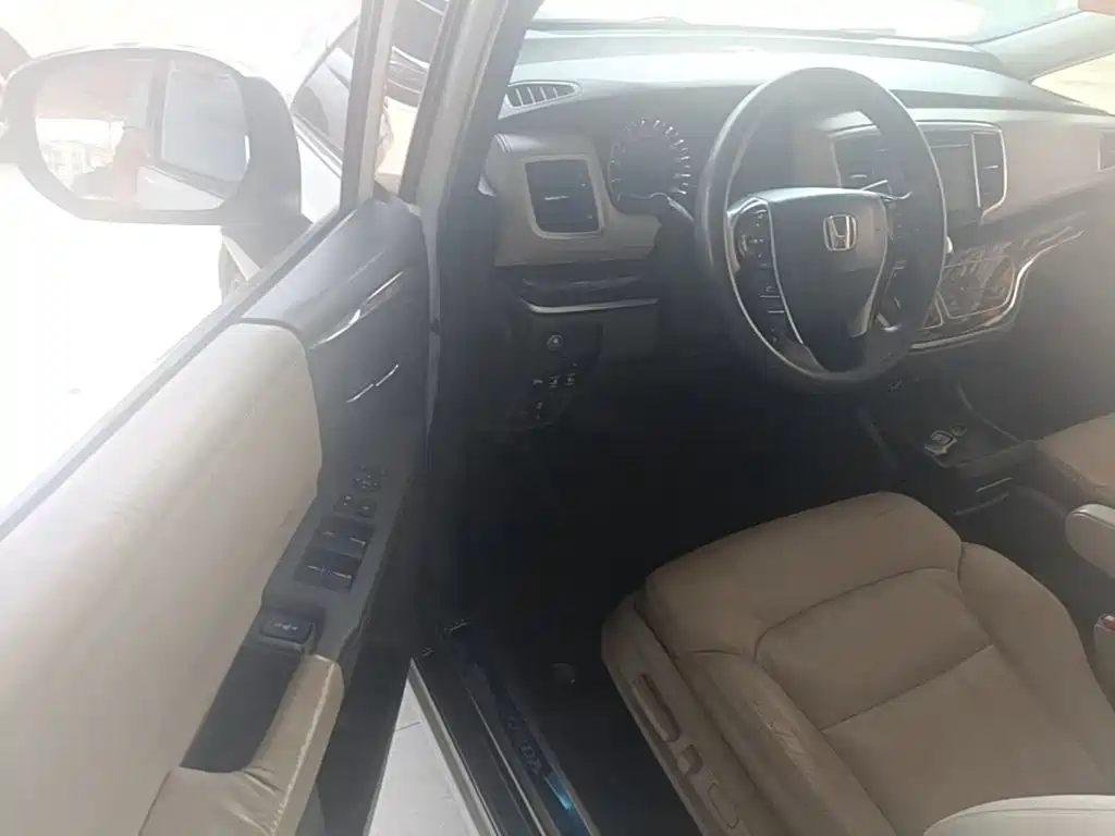Honda Odyssey — миниатюра 16