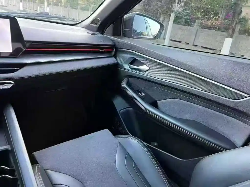 Geely Binrui — миниатюра 5