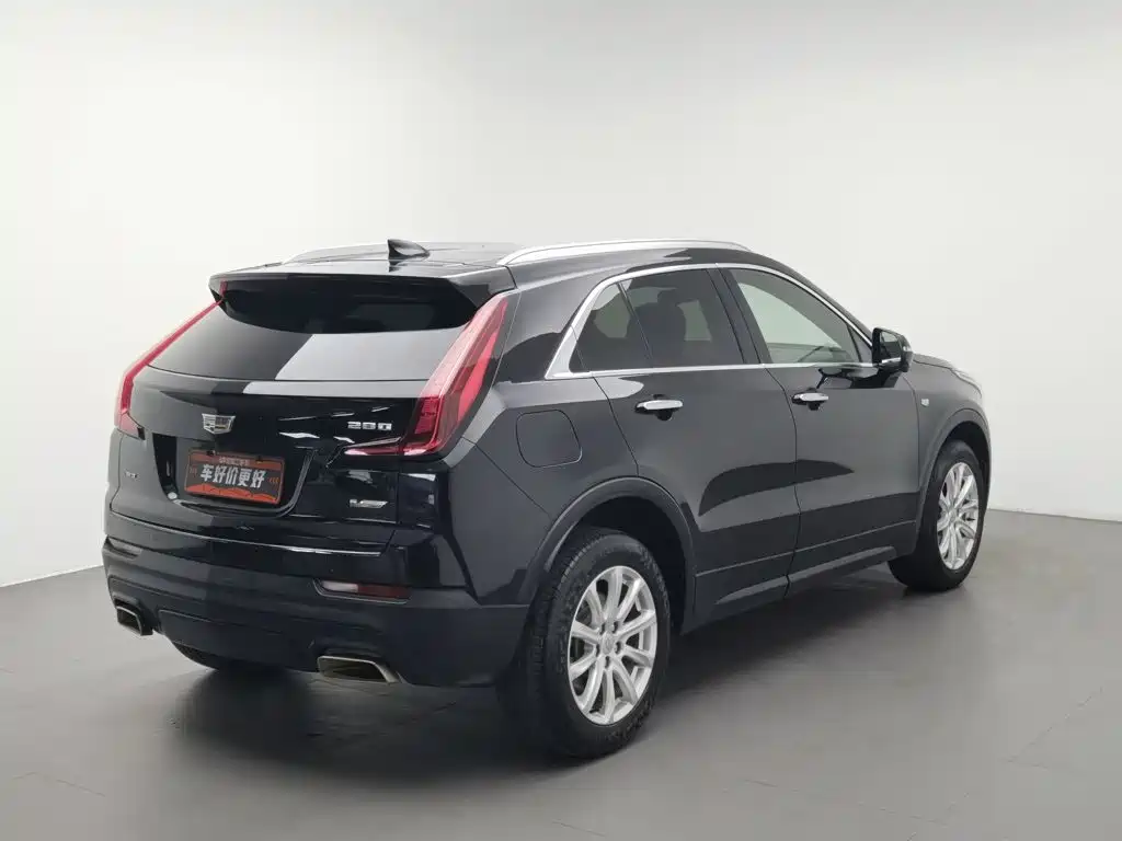 Cadillac XT4 — миниатюра 2