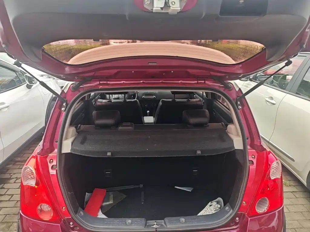 Suzuki Swift — миниатюра 19