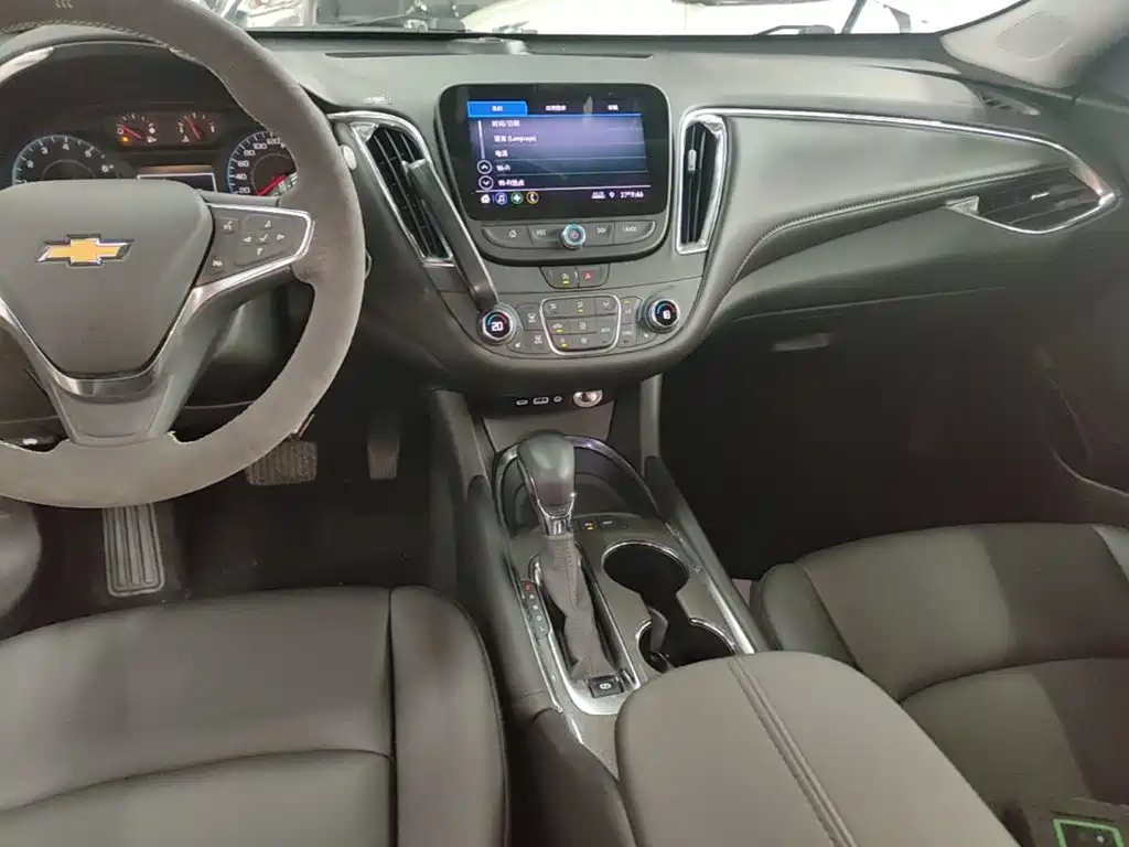 Chevrolet Malibu XL — миниатюра 13