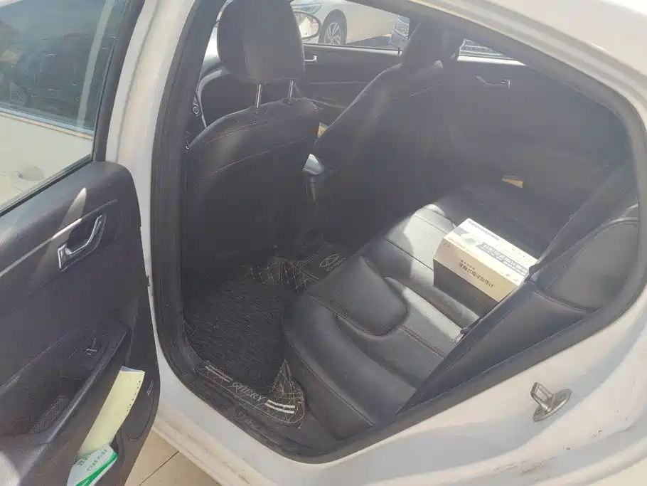 Chery Arrizo 5 — миниатюра 11