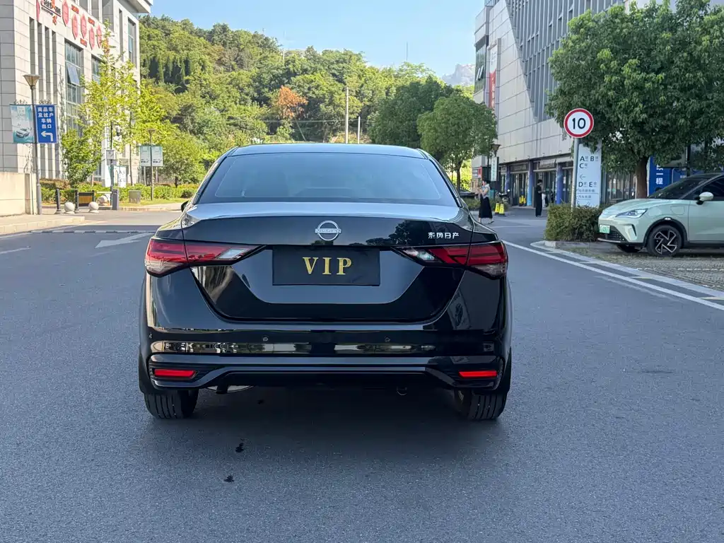 Nissan Sylphy — миниатюра 8