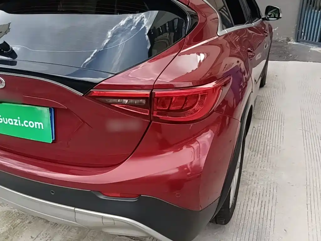 Infiniti QX30 — миниатюра 8