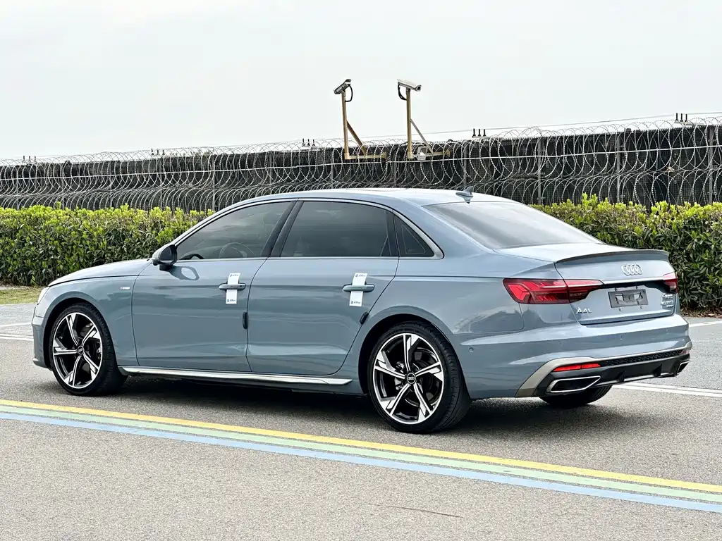 Audi A4L — миниатюра 5