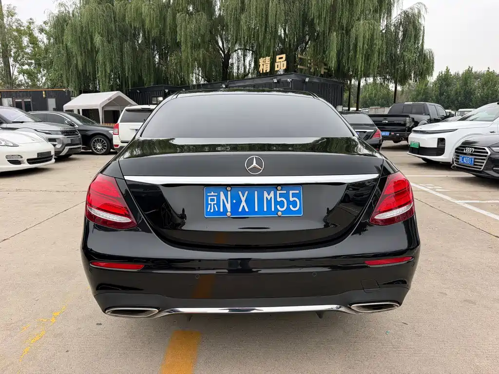Mercedes-Benz E-Class — миниатюра 5