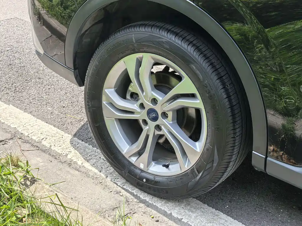 Ford Equator Sport — миниатюра 17