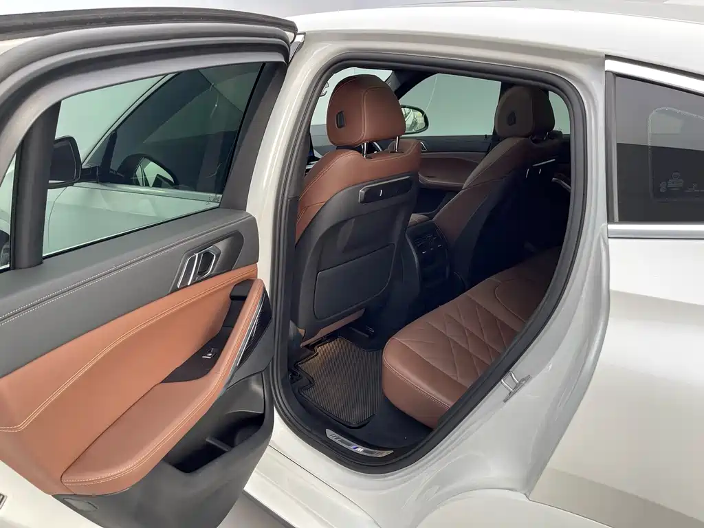 BMW X6 2023 xDrive30i M Sport