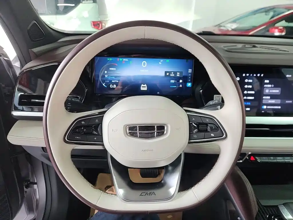 Geely Xingyue L — миниатюра 11