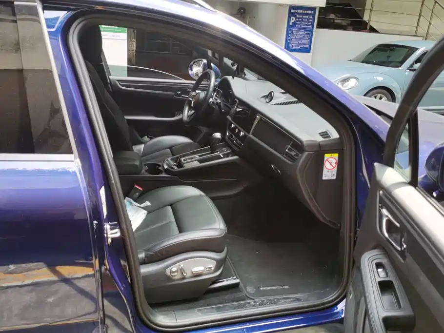 Porsche Macan — миниатюра 8