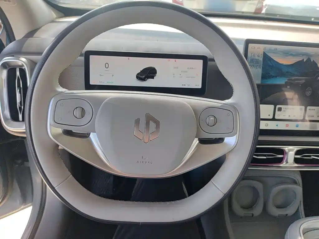 Leapmotor Leapmotor B10 — миниатюра 11