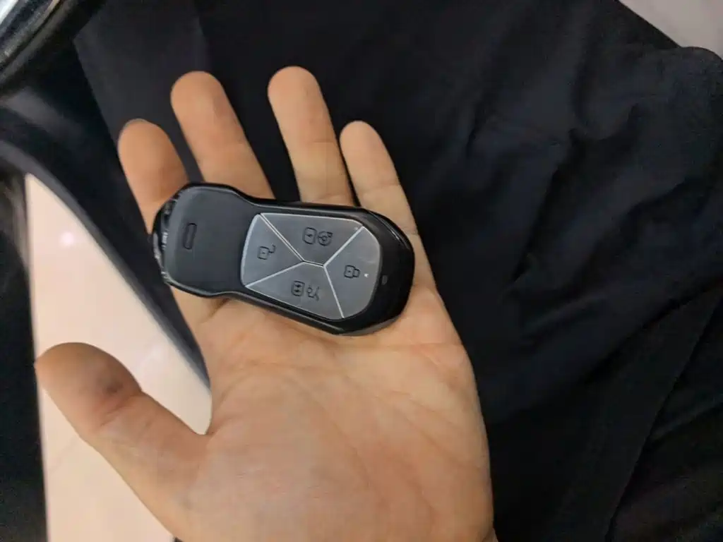 XPeng P7 — миниатюра 9