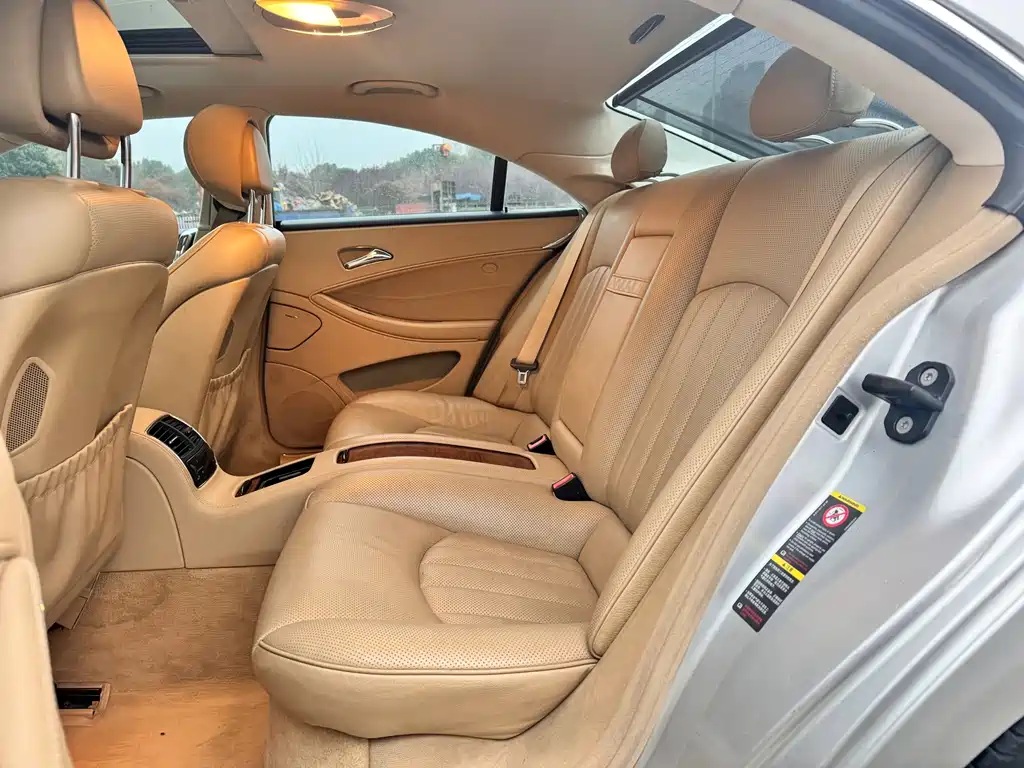 Mercedes-Benz CLS — миниатюра 14