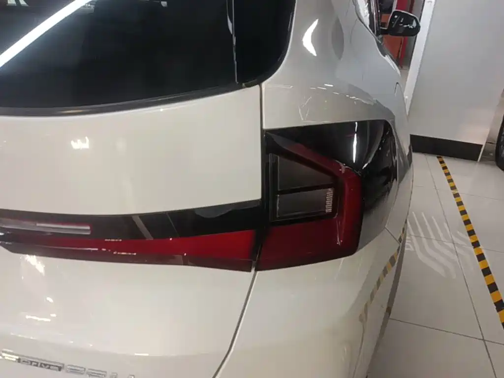 BMW X1 — миниатюра 8