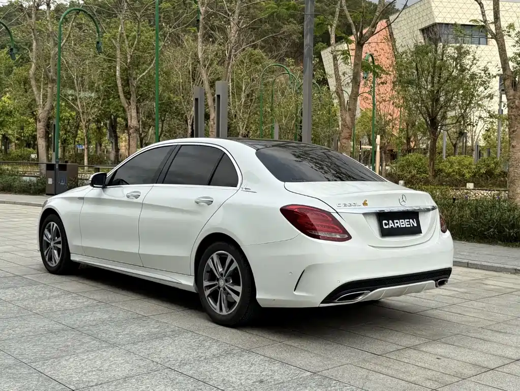 Mercedes-Benz C-Class — миниатюра 9