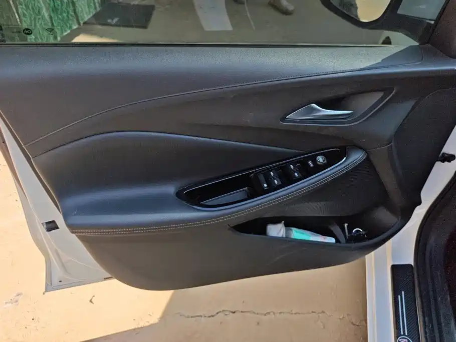 Buick Verano — миниатюра 7