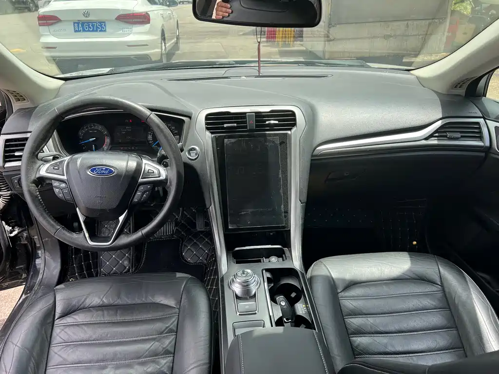 Ford Mondeo — миниатюра 5