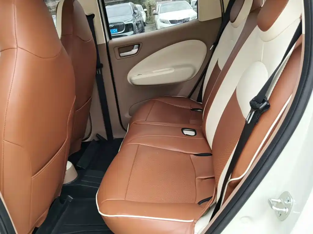 Wuling MINIEV — миниатюра 17