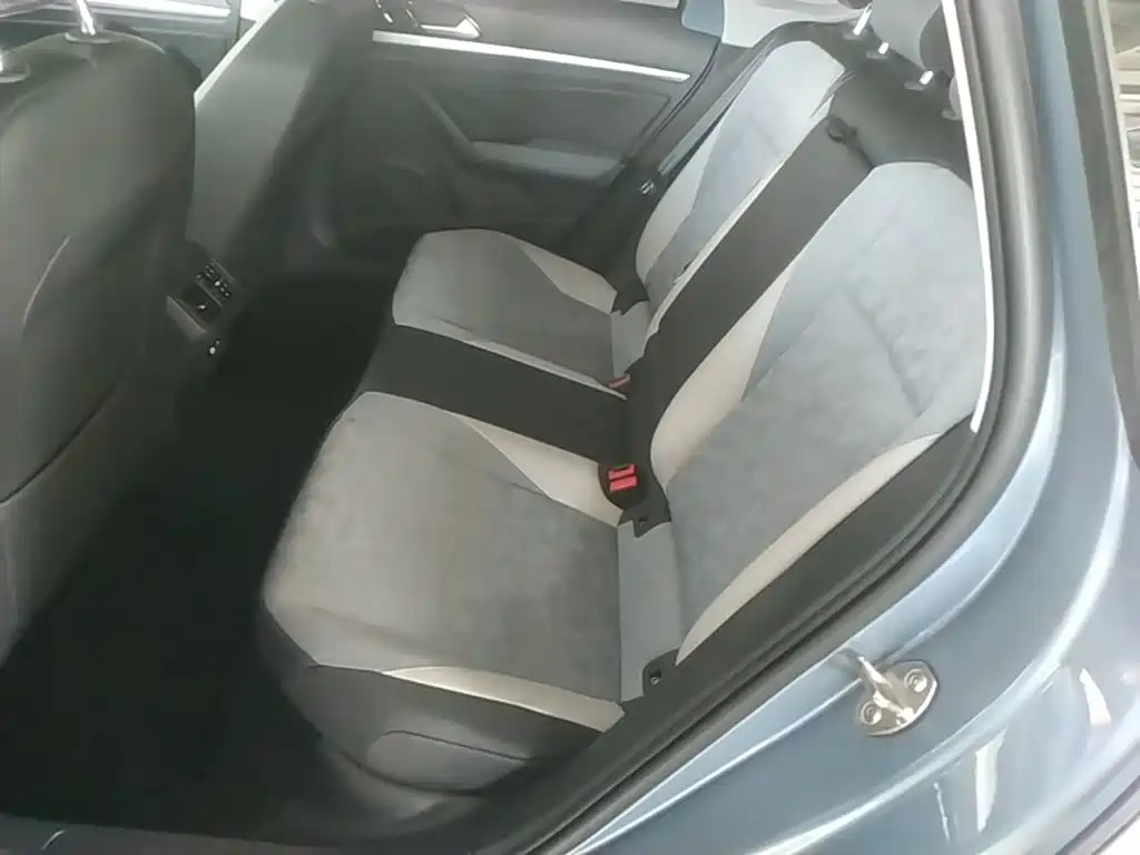 Volkswagen Lavida — миниатюра 17