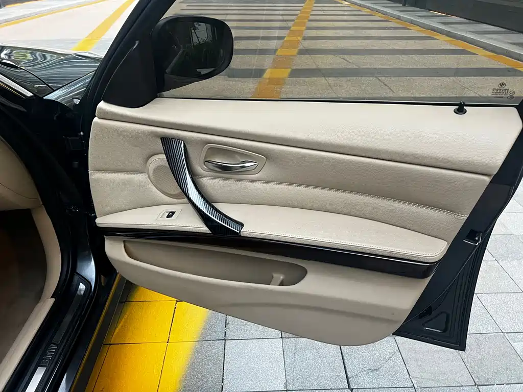BMW 3 Series — миниатюра 15