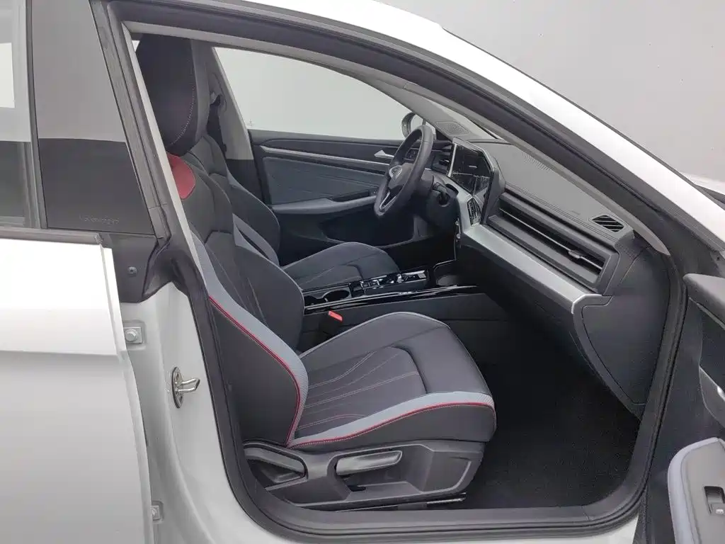 Volkswagen Lamando — миниатюра 23