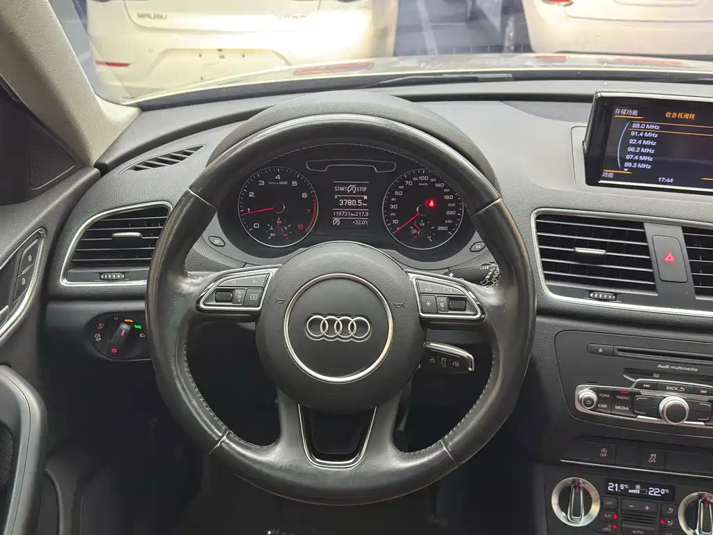 Audi Q3 — миниатюра 9