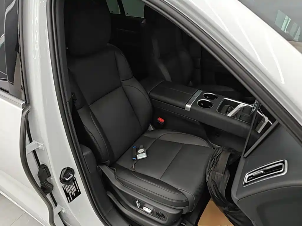 Li Auto Li L6 — миниатюра 25