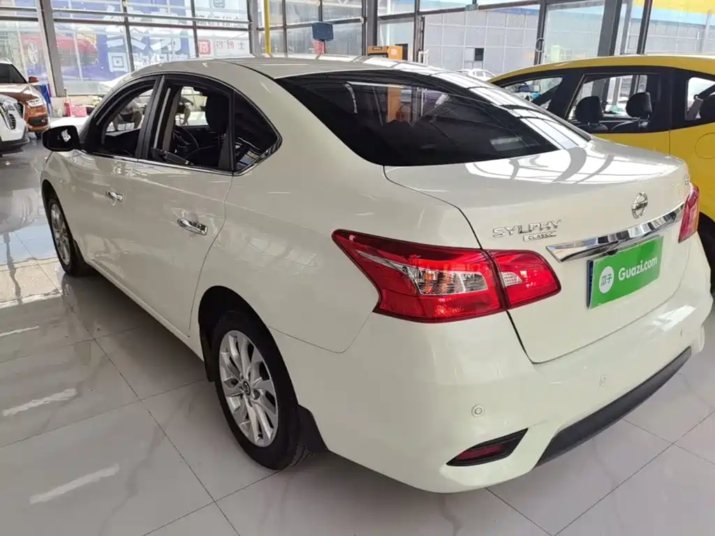 Nissan Sylphy — миниатюра 5