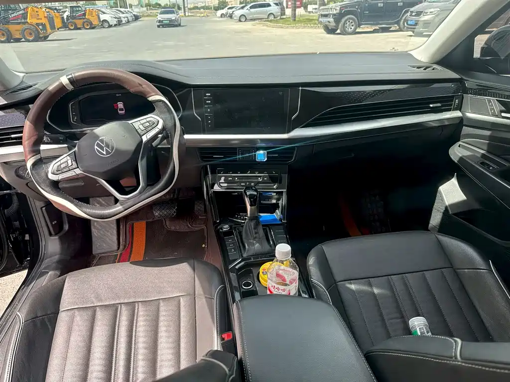 Volkswagen Passat 2021 330TSI Luxury