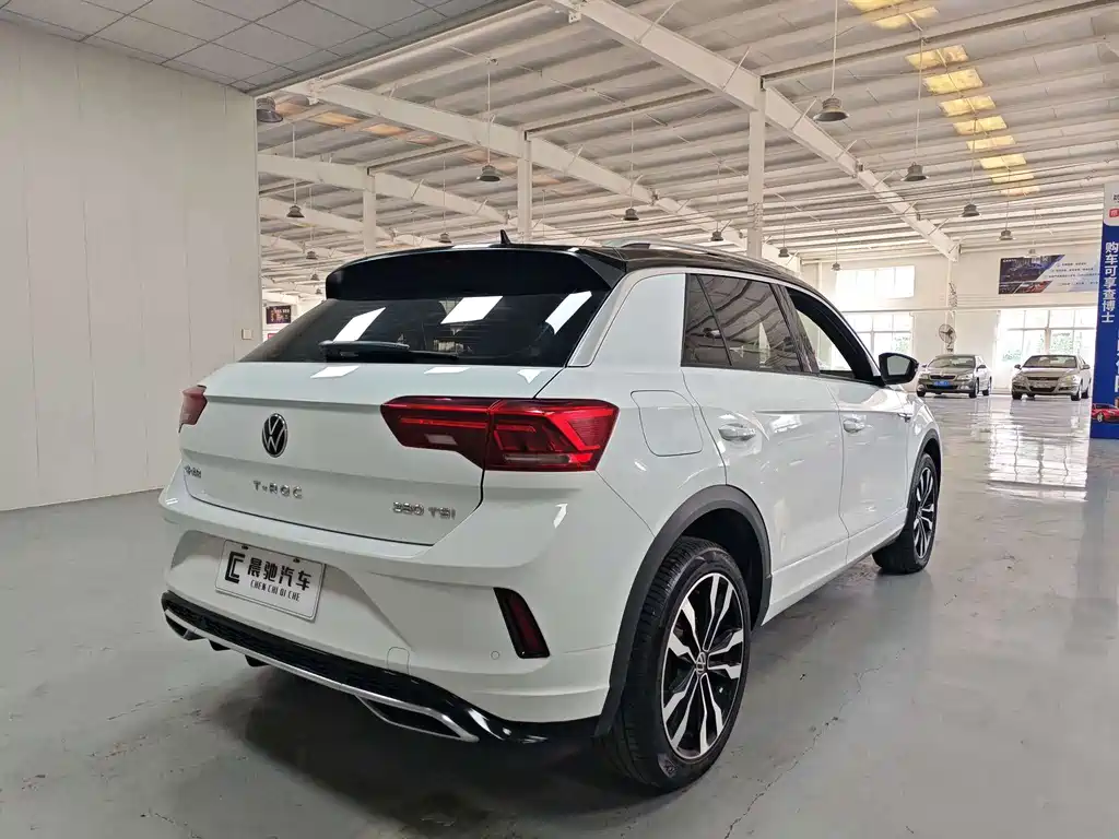 Volkswagen T-Roc — миниатюра 4