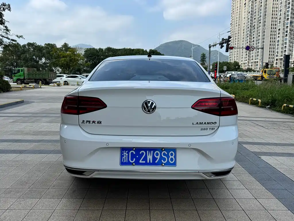 Volkswagen Lamando — миниатюра 4