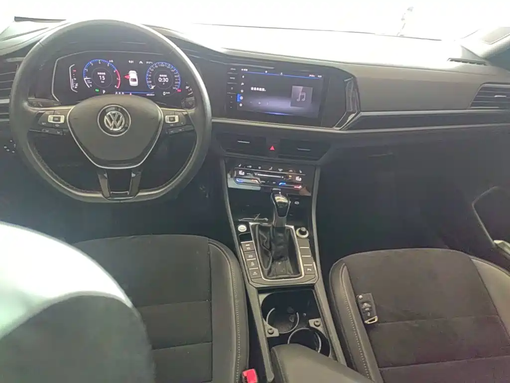 Volkswagen Sagitar — миниатюра 10