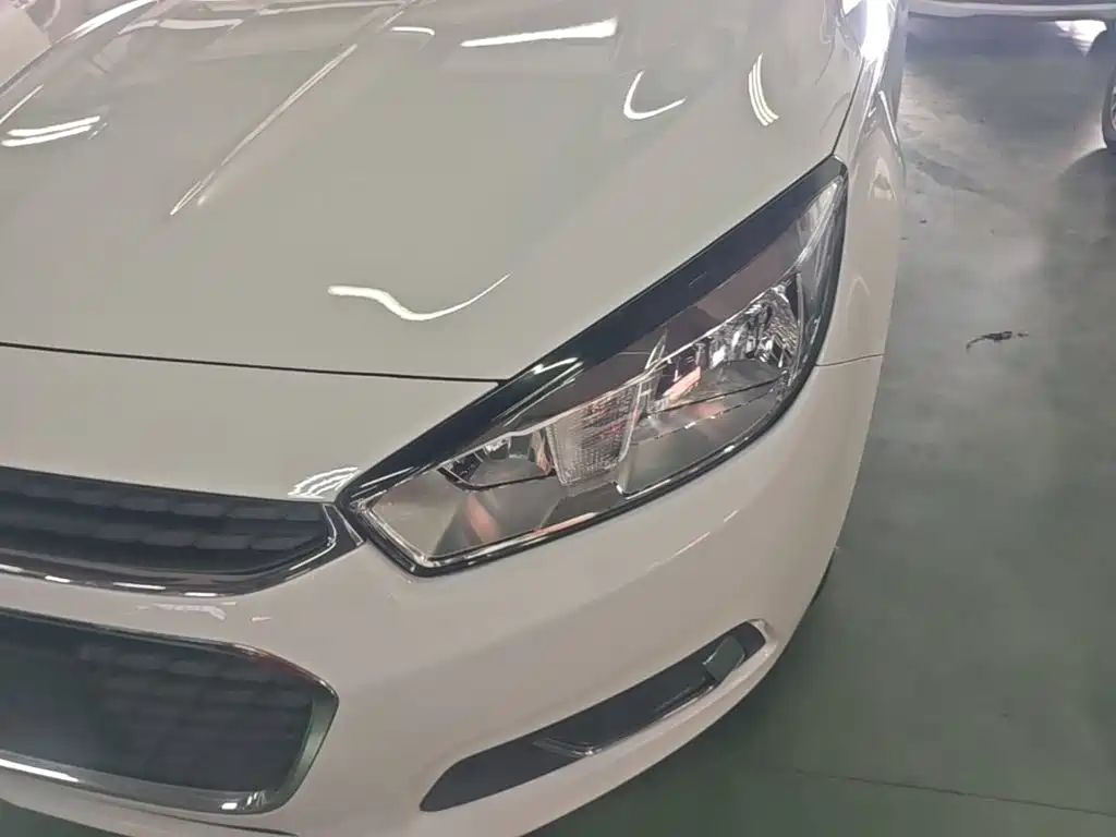 Chevrolet Cruze — миниатюра 24