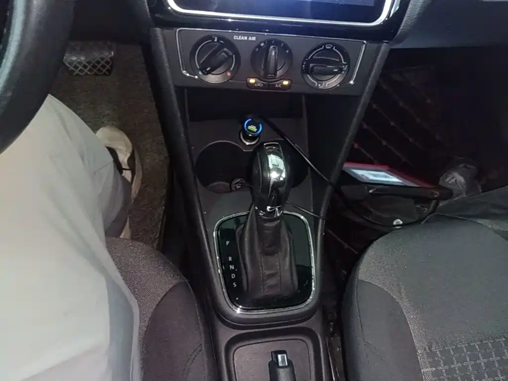 Volkswagen Polo — миниатюра 14