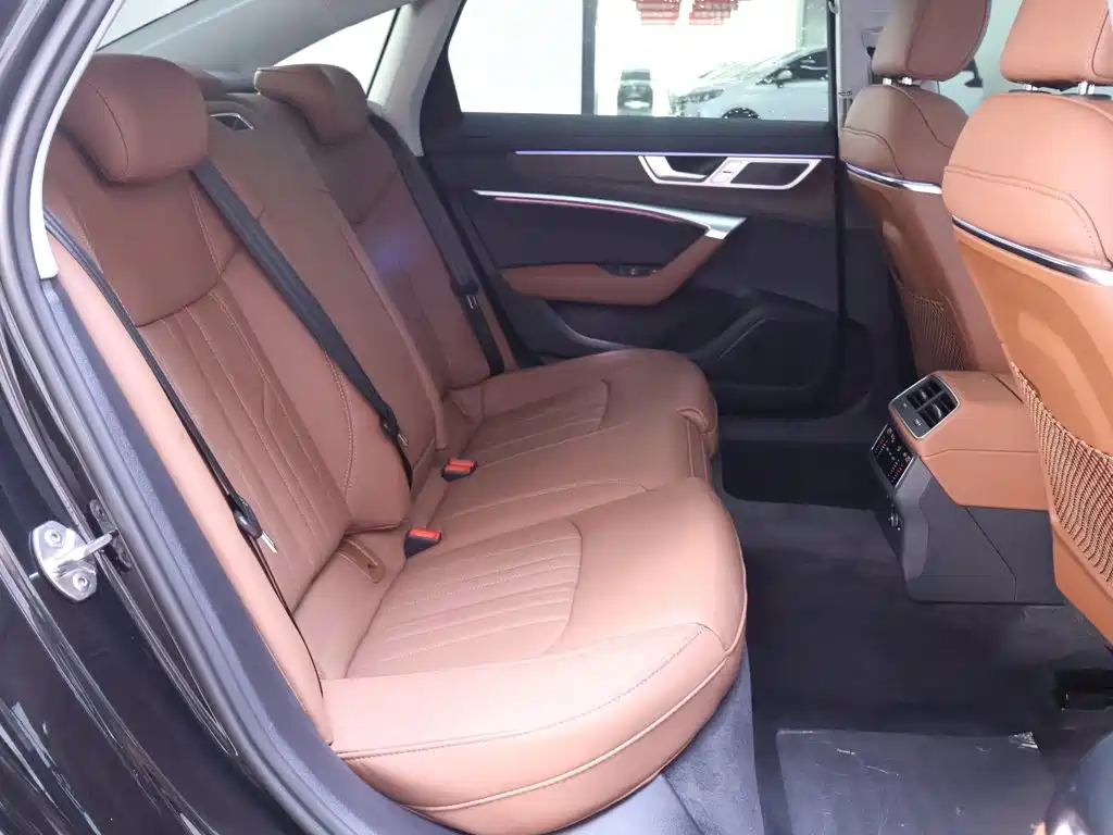 Audi A6L — миниатюра 22
