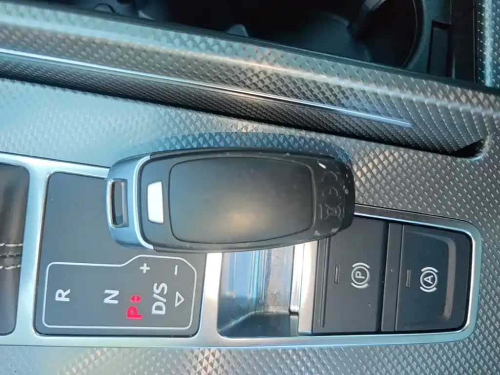 Audi A6L — миниатюра 9