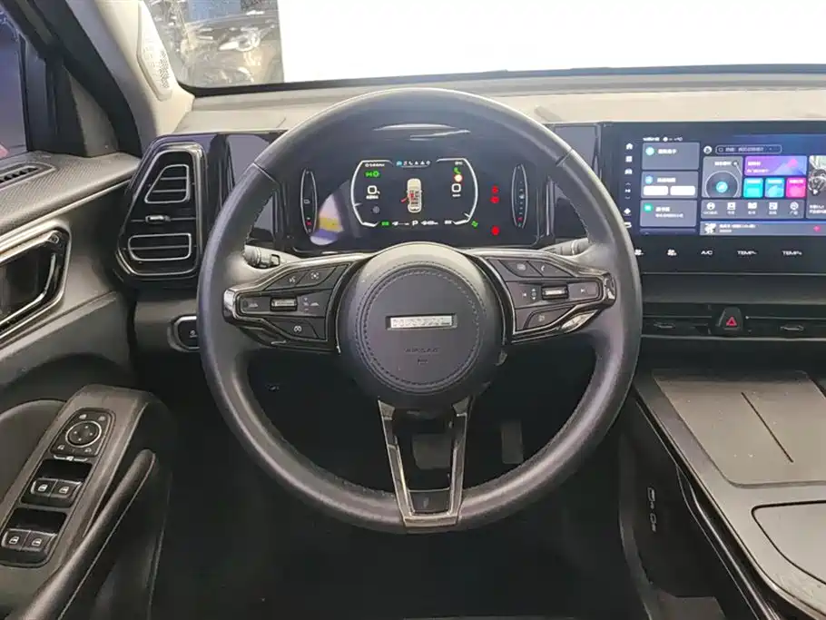 Haval Xiaolong — миниатюра 15