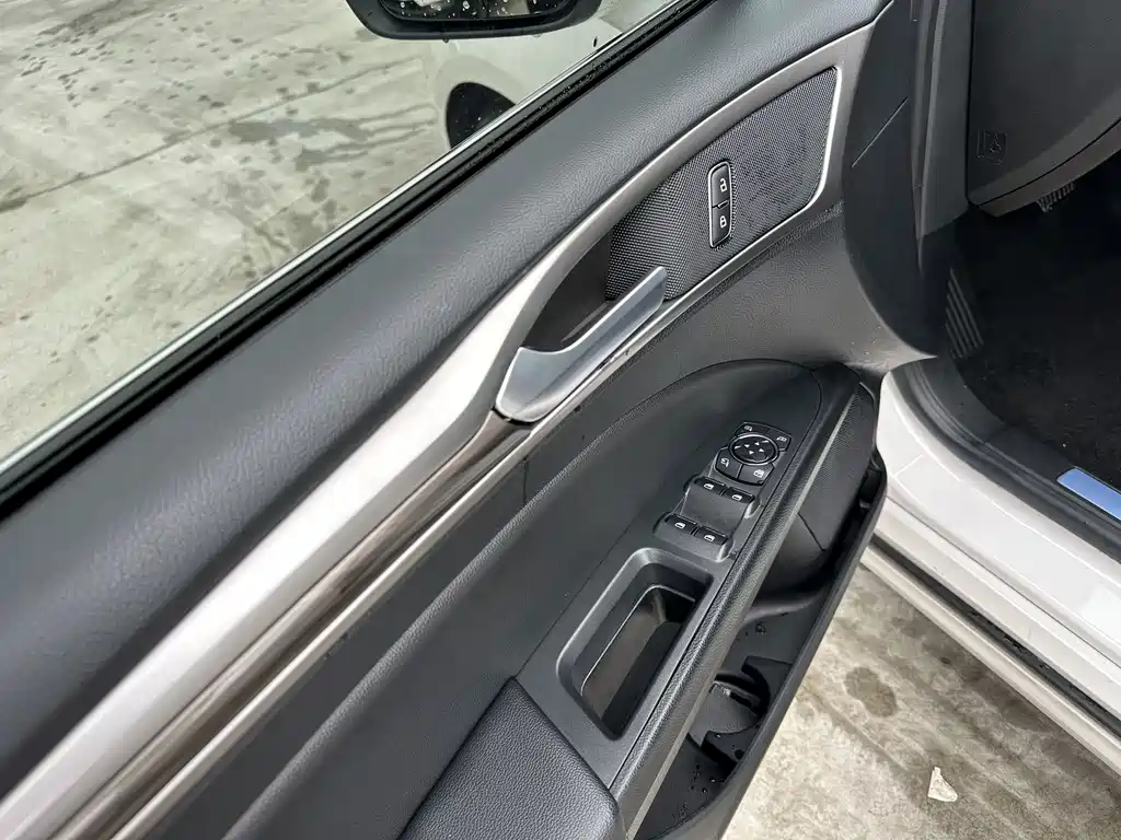Ford Mondeo 2020 EcoBoost 180 Fashion